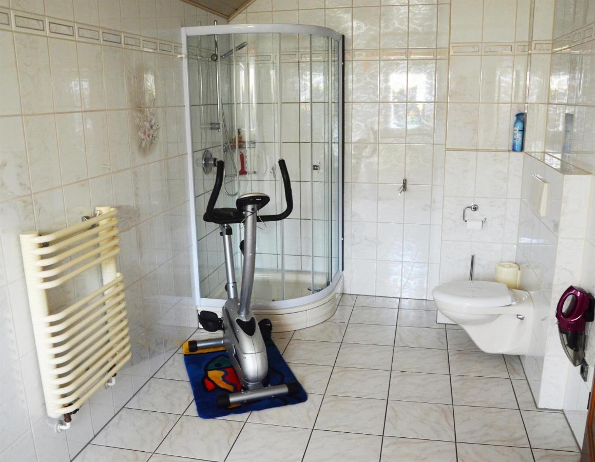 Ferienwohnung Auszeit Waxweiler Exteriör bild